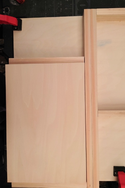 シナベニヤパネルと治具